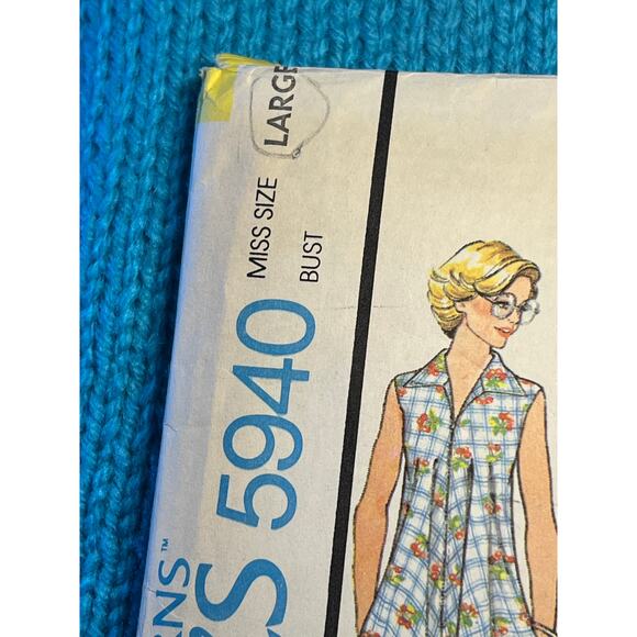 McCalls Sewing pattern 5940 shirt dress Aline 1970s size Large - Picture 2 of 6